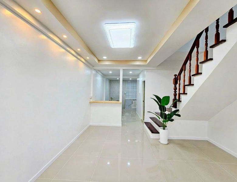 บรรไดขึ้นชั้น2